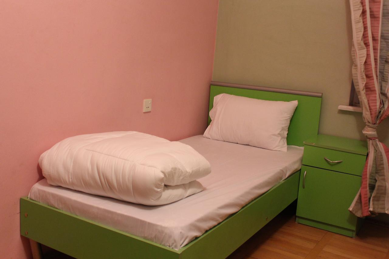 Herrmas Hostel Tbilissi Extérieur photo