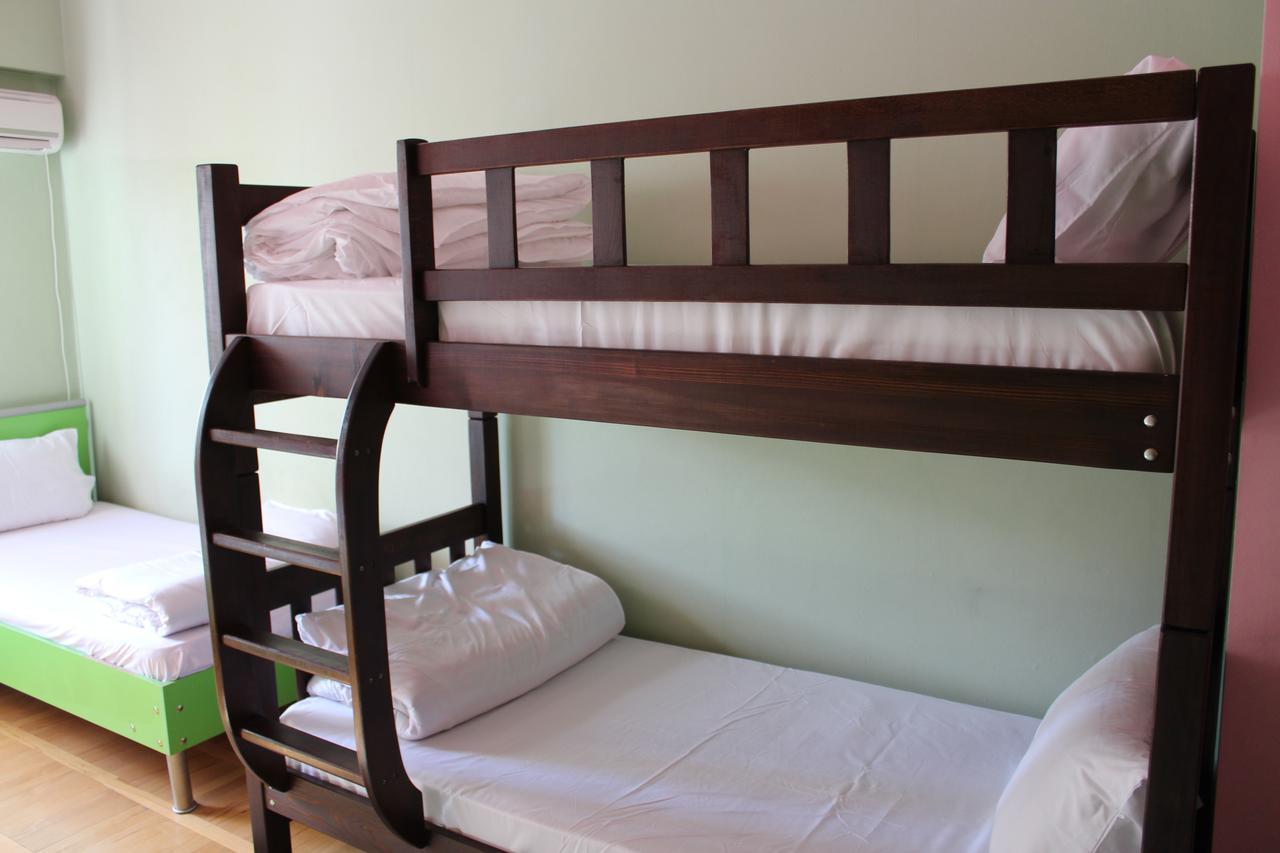 Herrmas Hostel Tbilissi Extérieur photo